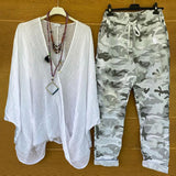 Ensemble de deux pièces à imprimé camouflage à la mode