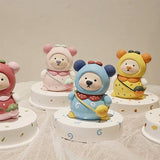 Ours/lion blanc peint à la main