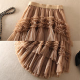 Belle Jupe D'automne Á Plusieurs Niveaux En Tulle Au Design Asymétrique Kaki