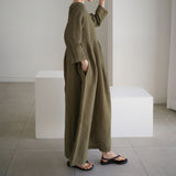 Robe en coton et lin à col rond de couleur unie