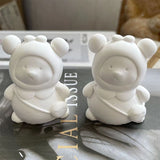 Ours/lion blanc peint à la main