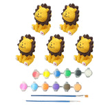 Ours/lion blanc peint à la main