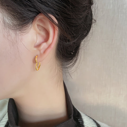 Boucles D'oreilles Tiges Demi Coeur Rond