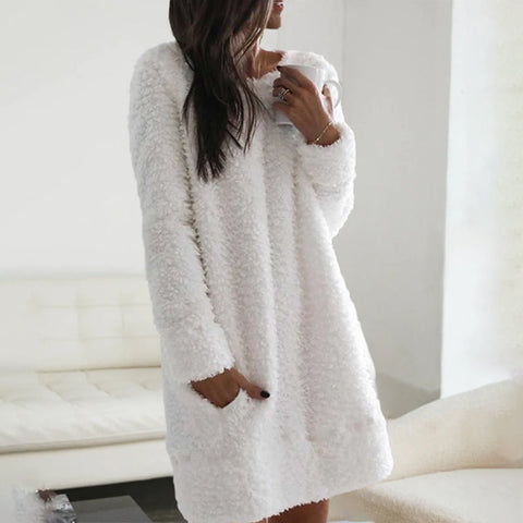 Robe Chaude à Col Rond de Couleur Unie