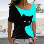 T-shirt chat noir à encolure diagonale