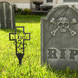 Pieu de la croix commémorative du cimetière pour les parents