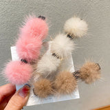 Clip de Bec de Canard en Boule de Poils