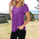 T-shirt coupe slim en dentelle à col en V