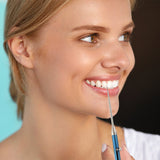 Cure-dents rétractables en titane