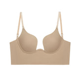 Soutien-gorge dos nu plongeant profond en U
