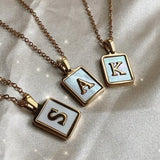 Collier lettre en acier inoxydable pour femme