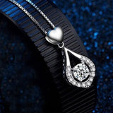 Collier en pierre de goutte d'eau de coeur scintillant