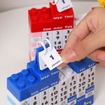Beau calendrier de puzzle de blocs de dessin animé