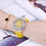 Montre à quartz lumineuse sertie de diamants