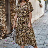 Robe col V à imprimé pois