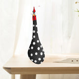 Décoration de poulet avec un long cou et de grands yeux