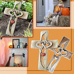 Croix en bois sculptée en forme de coeur