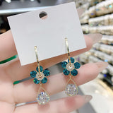 Boucles D'oreilles En Cristal De Fleur De Mode