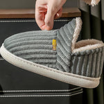 Chaussons chauds en peluche