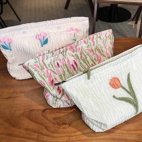 Trousse de maquillage florale mignonne