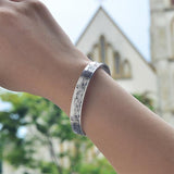 Bracelet ouvert en acier inoxydable inspiré