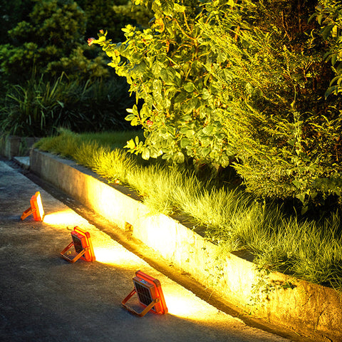 Lumière extérieure solaire portative