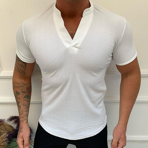 T-shirt élégant à col en V pour hommes