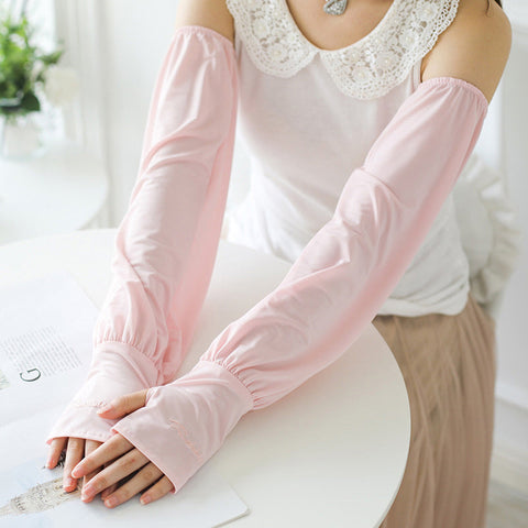 Manches minces en soie glacée lâche