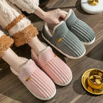 Chaussons chauds en peluche
