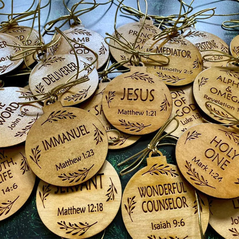 Noms des Ornements de Jésus-Christ