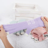 Gants tricotés en laine mignons