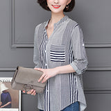 Chemisier à rayures et col montant à manches 3/4