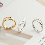 Bague de Couple de Mains Étreintes Aimantes