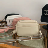 Petit sac bandoulière carré en cuir