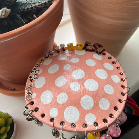 Porte-boucles d'oreilles champignon mignon