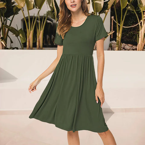 Robe à col ras du cou avec poche