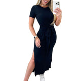 Bedrucktes Kleid mit kurzen Ärmeln und Schlitz