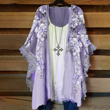 Cardigan en dentelle avec empiècements fleuris