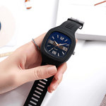 Montre de mode simple de grande valeur