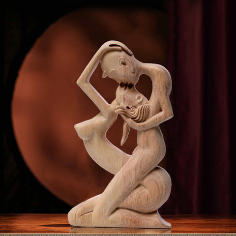 Statue du Baiser du Couple Éternel