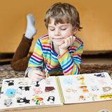 Livre occupé pour que l'enfant développe des compétences d'apprentissage