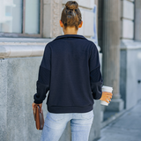Sweat-shirt à col roulé de couleur unie