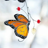 Décor de fenêtre en verre papillon monarque teinté