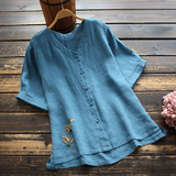 Chemise brodée à col en V