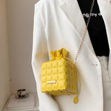 Sac à bandoulière à carreaux avec cordon de serrage