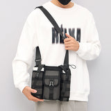 Sac de voyage extérieur d'âge moyen et âgé