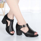 Chaussures à talons bas confortables et élégantes