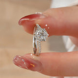 Moissanite de la bague des étoiles