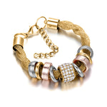 Bracelet d'accent d'anneau entrelacé
