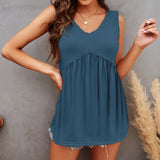 Gilet d'été en dentelle avec un décolleté en V